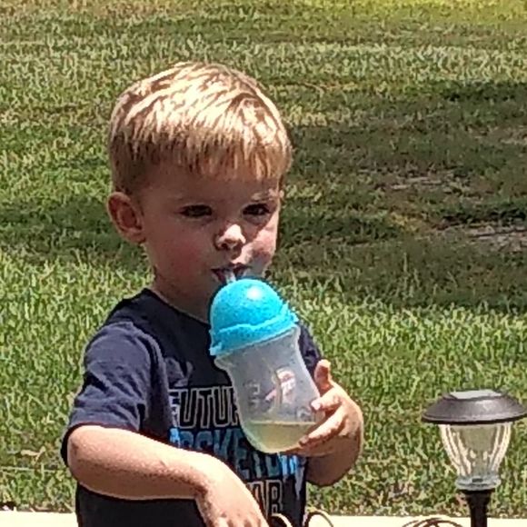 Meet your Posher, Karl-ladonna - Picture 1 of 1